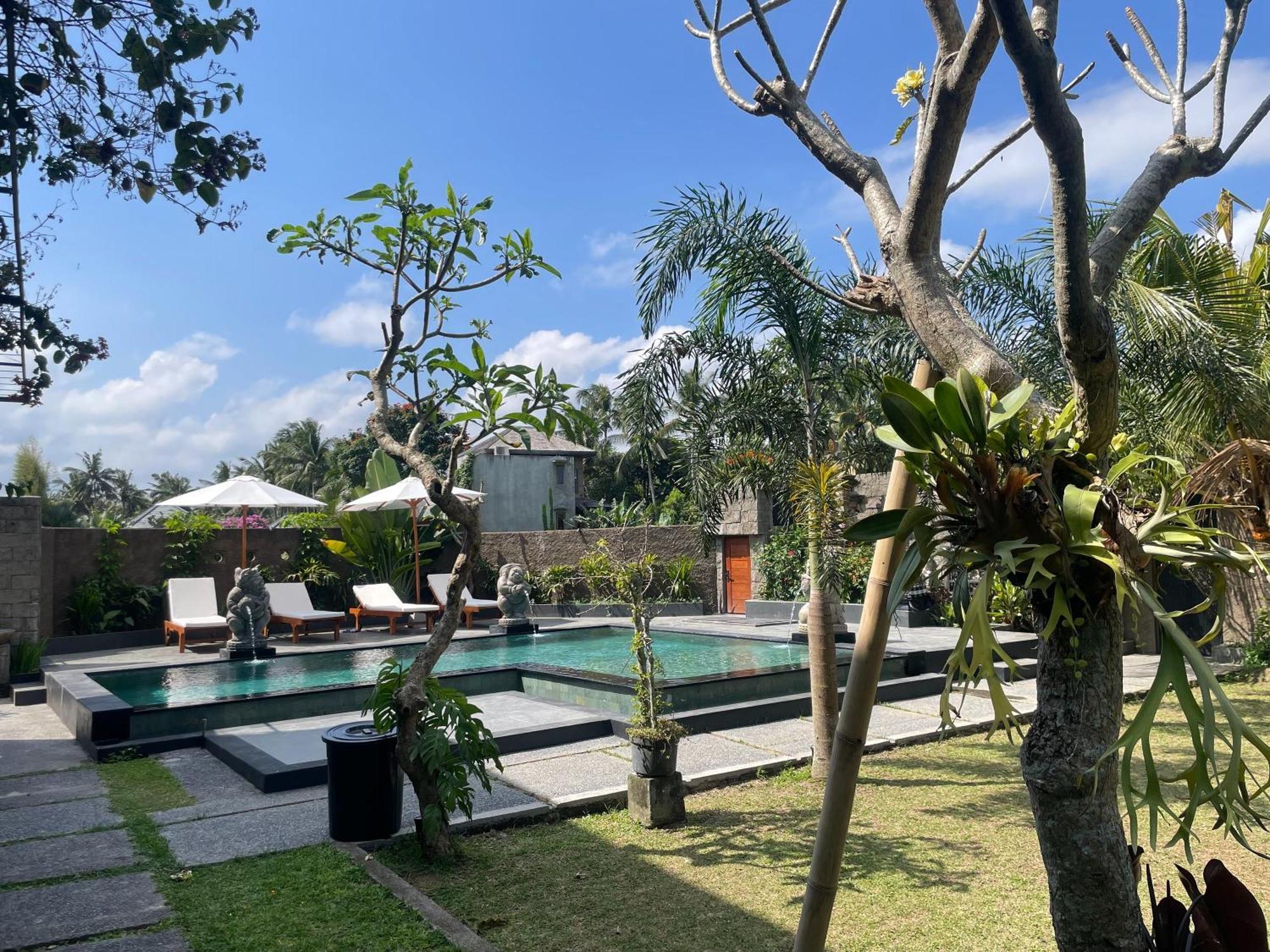 Hotel Nivaluma à Ubud Extérieur photo