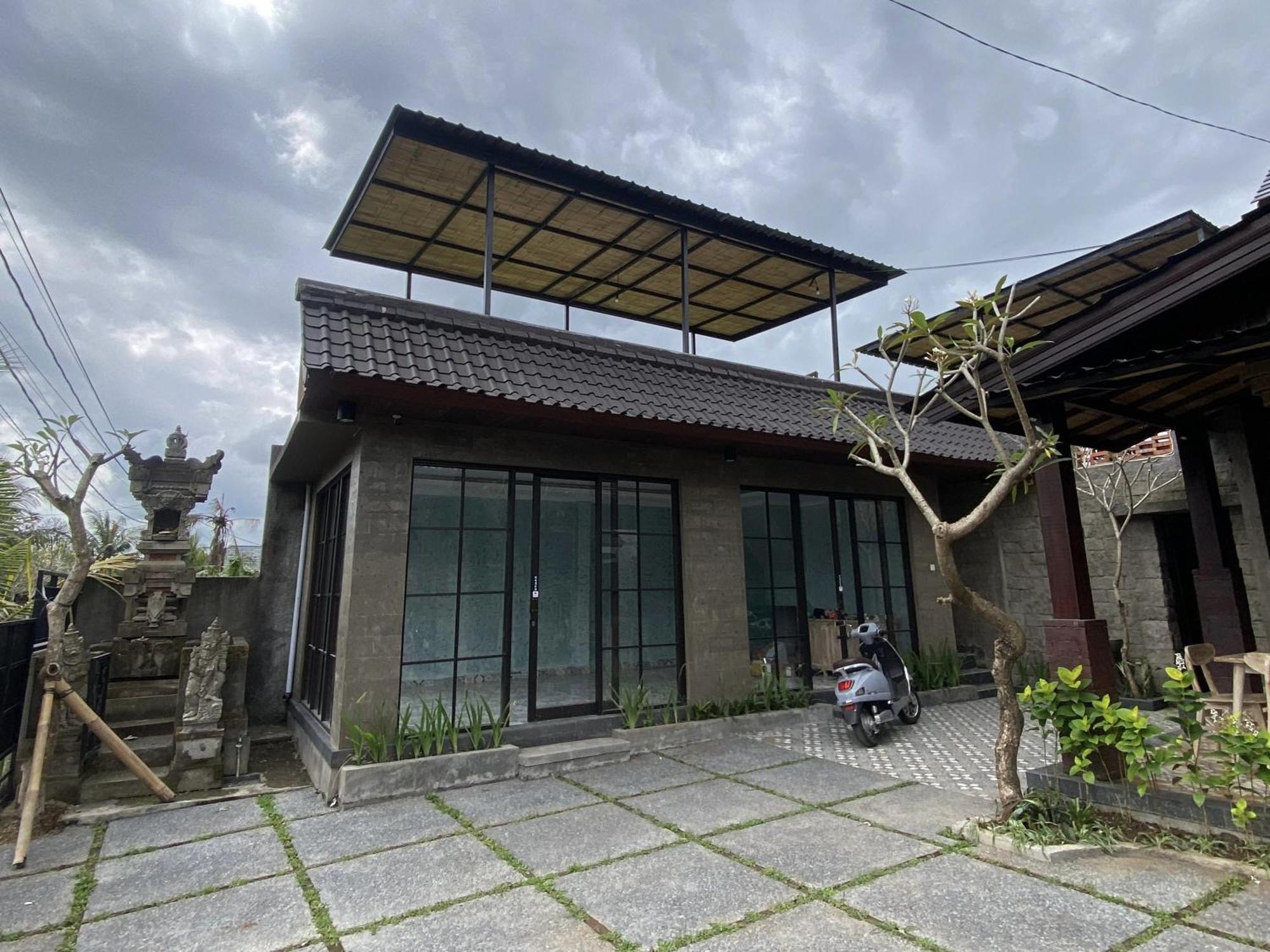 Hotel Nivaluma à Ubud Extérieur photo