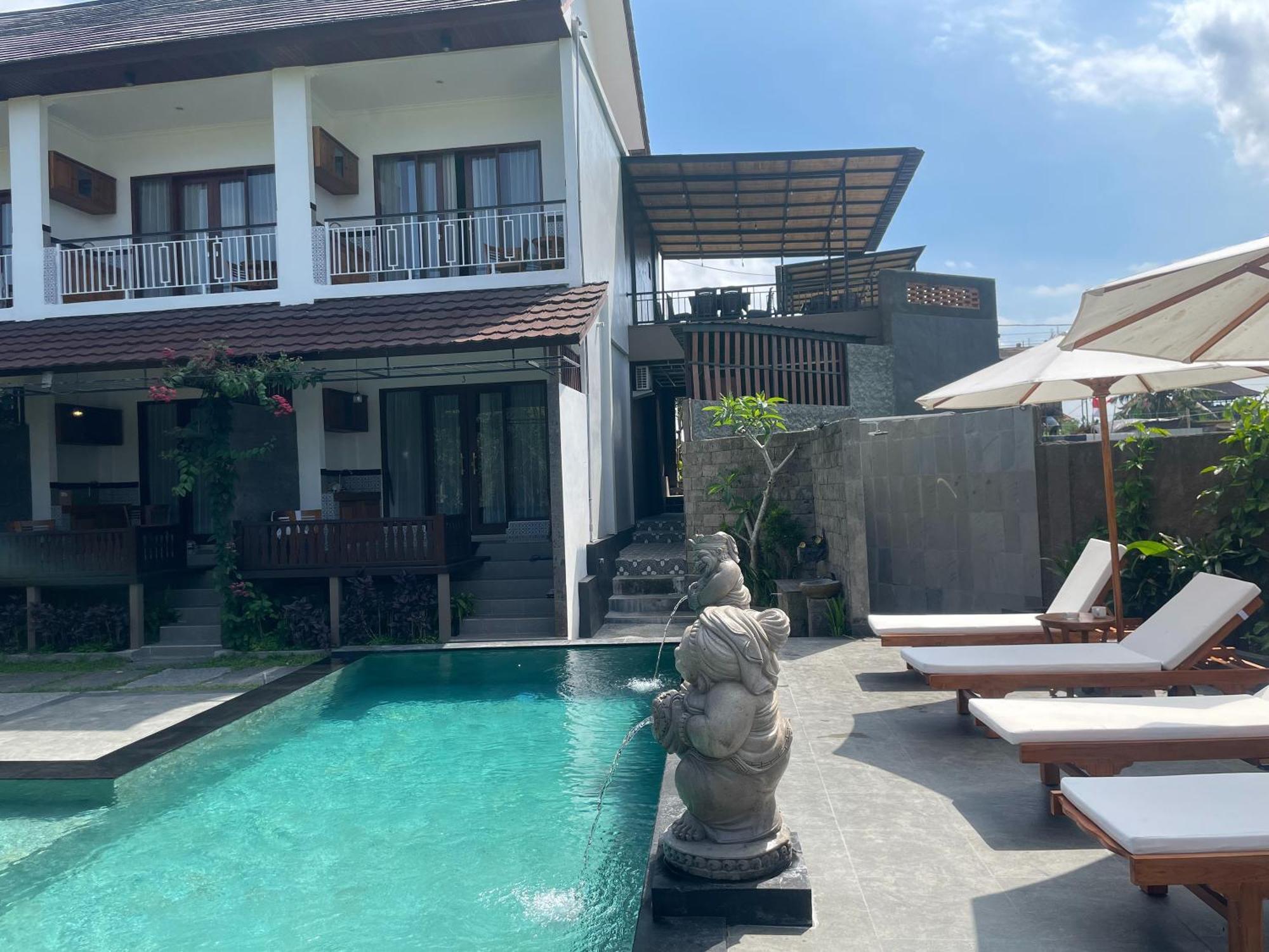 Hotel Nivaluma à Ubud Extérieur photo